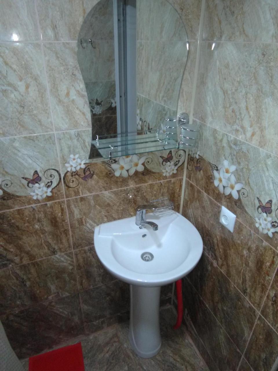 Hotel Irina Tskhaltubo Esterno foto