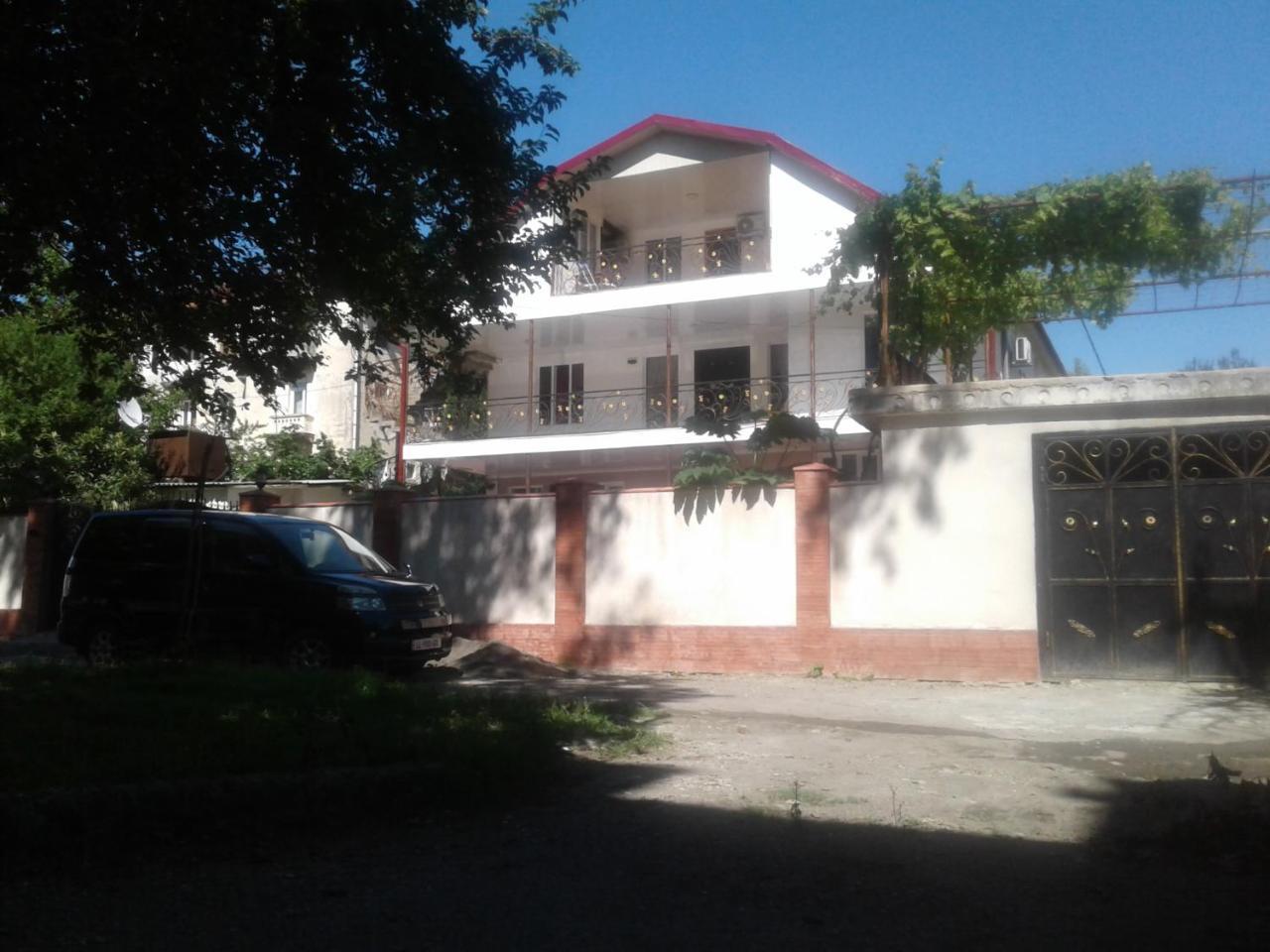 Hotel Irina Tskhaltubo Esterno foto